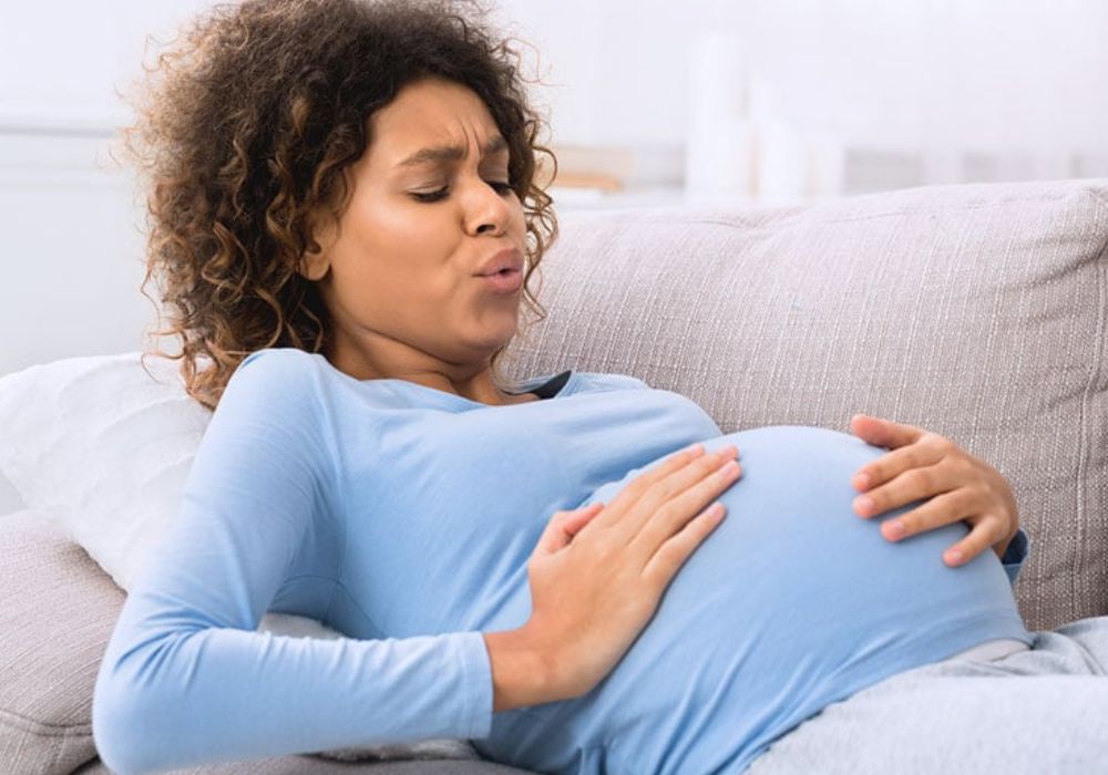 Signs of Labor Pregnant People Should Know About