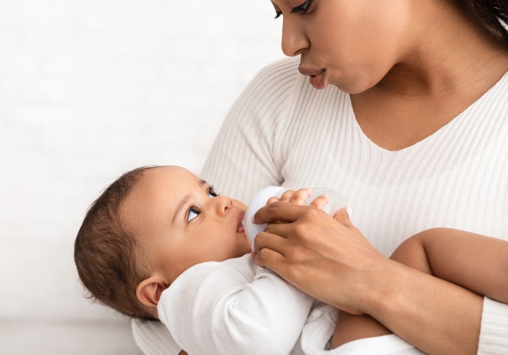 Baby Feeding Chart_ How Much and When to Feed Infants The First Year