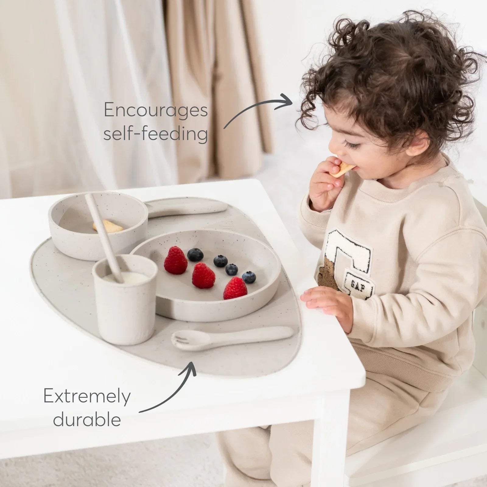Kikkaboo Platinum Silicone Feeding Set of 5 Beige Sand Age- 6 Months & Above