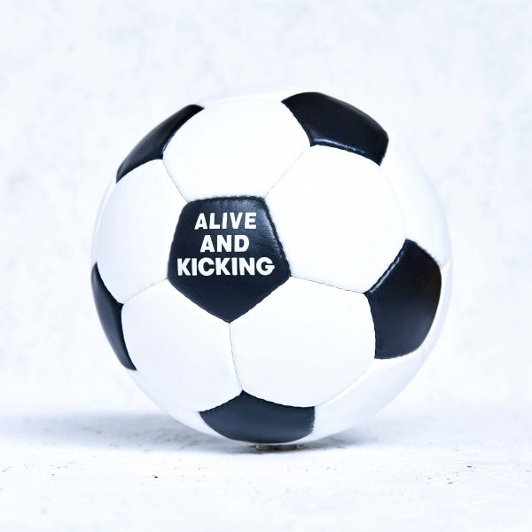 Alive & kicking Football size 2 foil coated