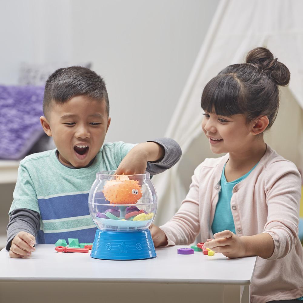 Hasbro Blowfish Blowup Game 4Y+