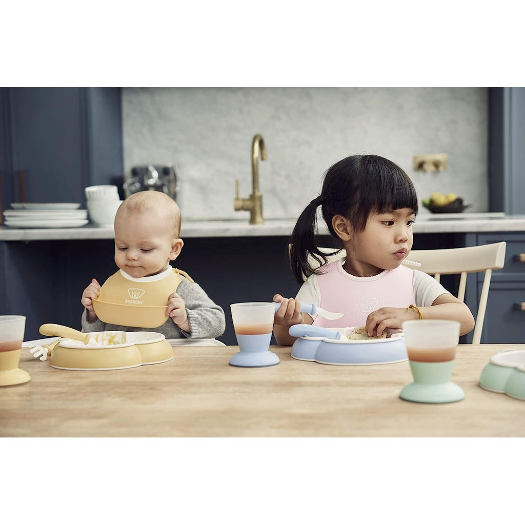 Babybjörn Baby Feeding Set, 4Pieces Powder Green Age Newborn To 24 Months