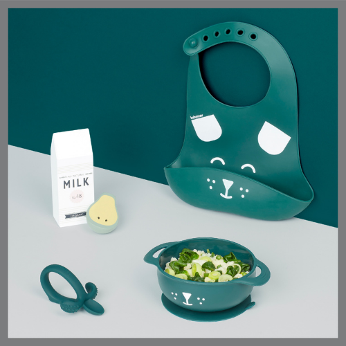 Babymoov First'Isy Dog Meal Box/Feeding Set Green Age-6 Months to 12 Months