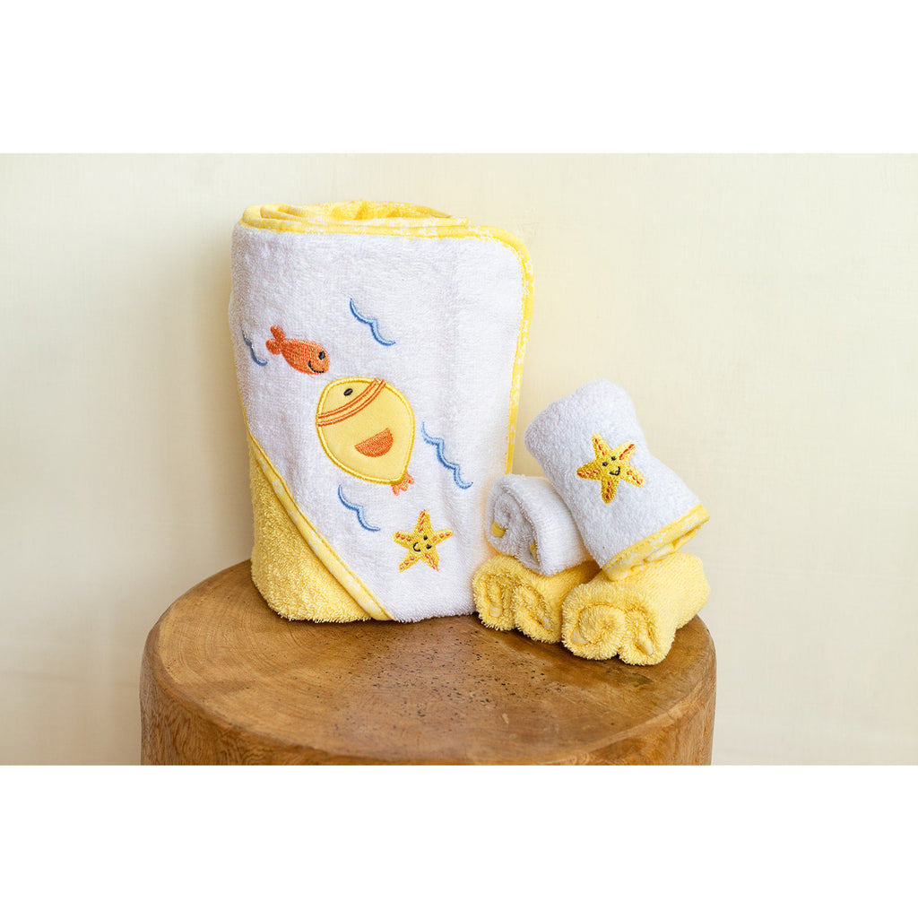 Bear Club Infant Hooded Towel  & Face Towel Set of 5 Assorted Age-Newborn & Above