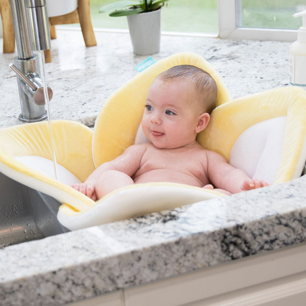 Blooming Bath Lotus Sink Bath Cushion Light Yellow/White/Gray Age- Newborn to 6 Months