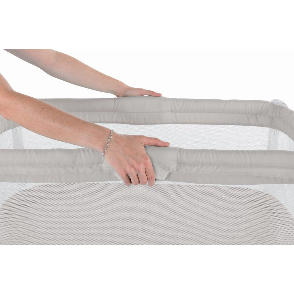 Chicco Zip & Go Travel Crib Glacial Age- Newborn to 2 Years