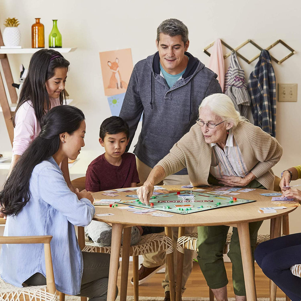 Hasbro Monopoly Classic Board Game 8Y+