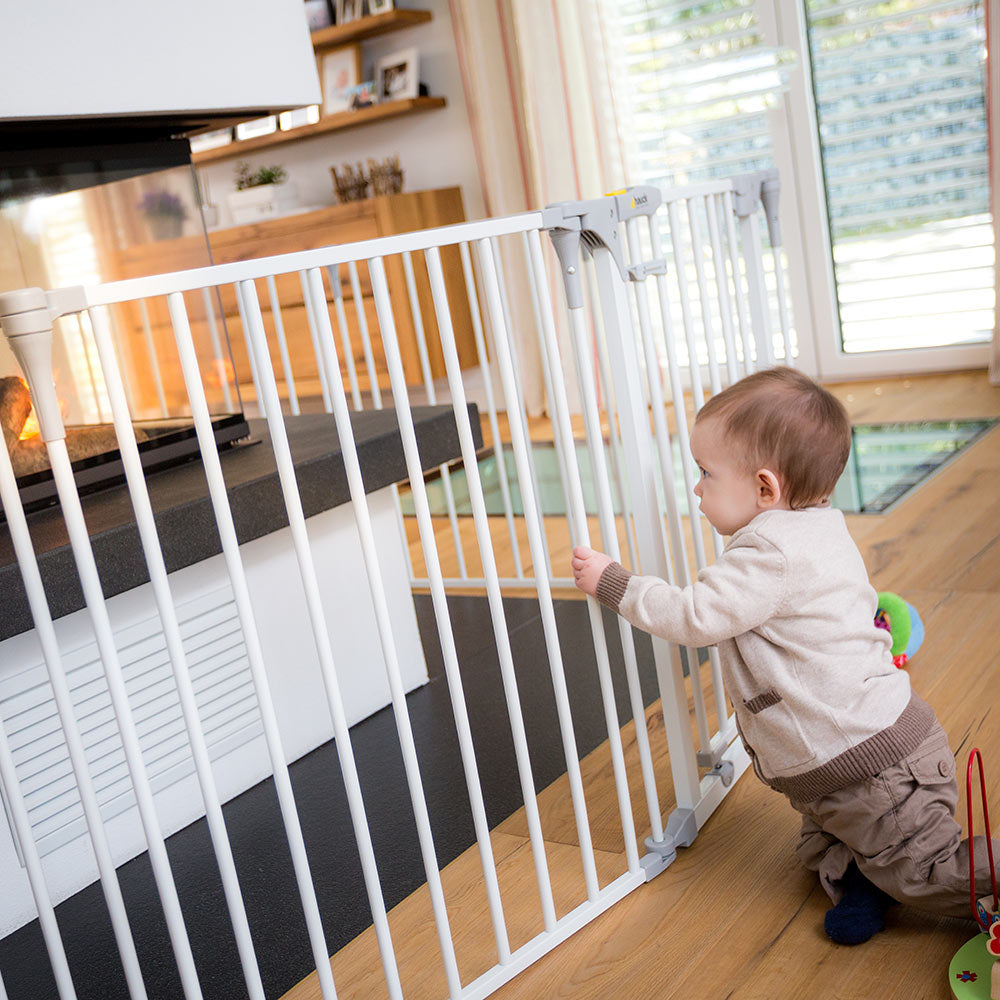 Hauck Baby Park Stair Safety Gate Home Playpen Child Protection Play Mat White Age-0-3 Months