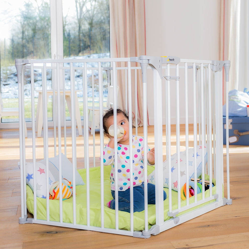 Hauck Baby Park Stair Safety Gate Home Playpen Child Protection Play Mat White Age-0-3 Months