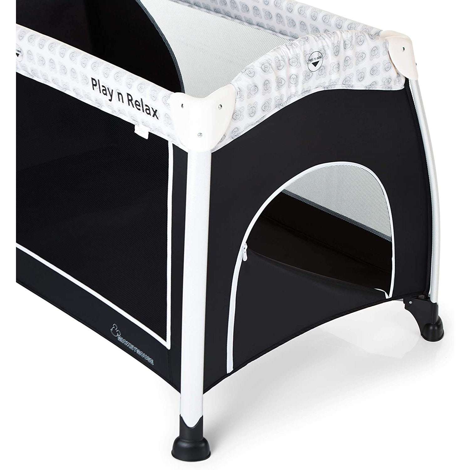 Hauck Play N Relax Mickey Cool Vibes Travel Cot Playpen Black Age Newborn Above Holds up to 15 kg Peekaboo