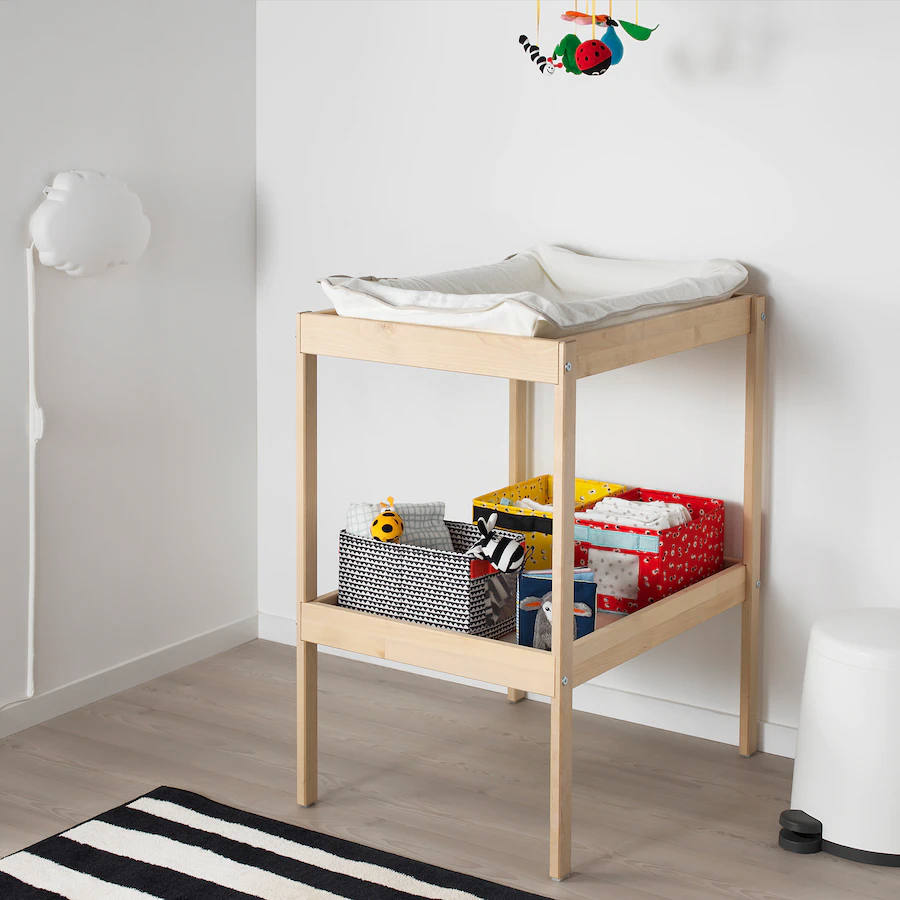 Sniglar changing table clearance