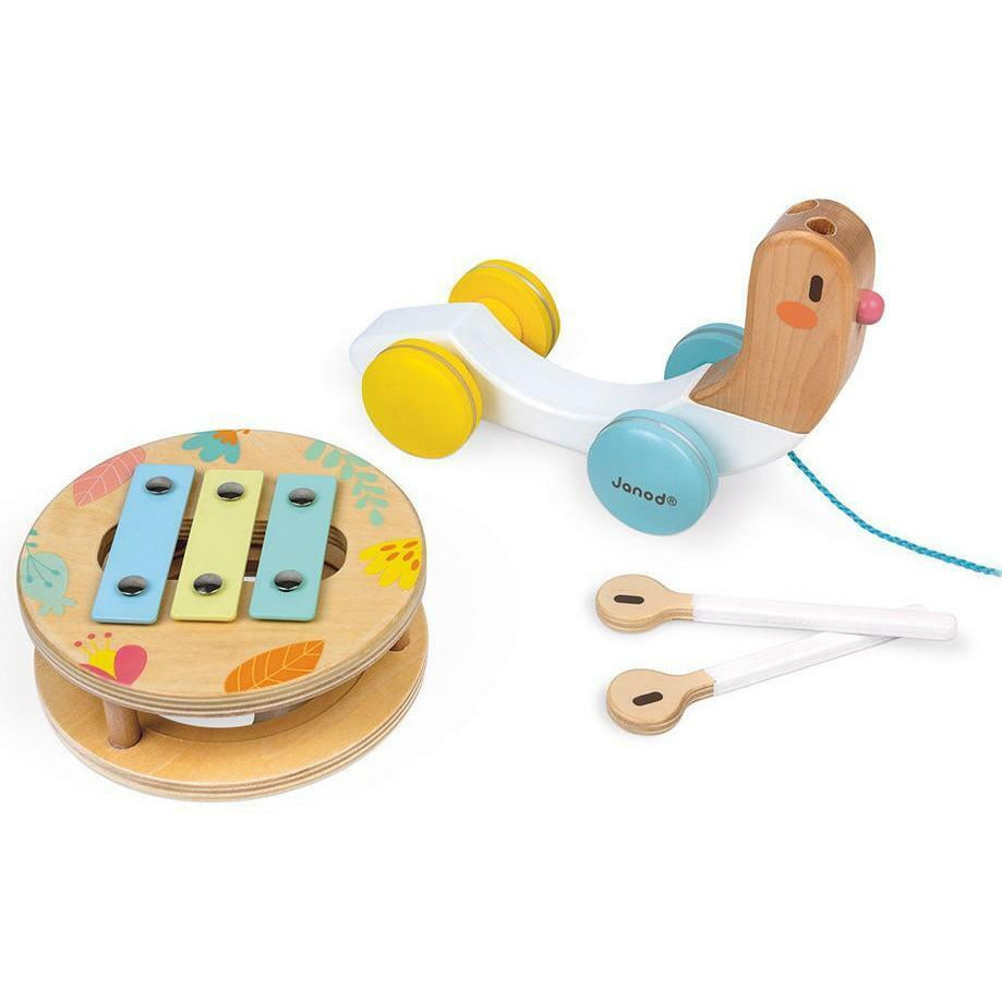 Janod Pure Pull Along Snail Beige Age- 18 Months & Above
