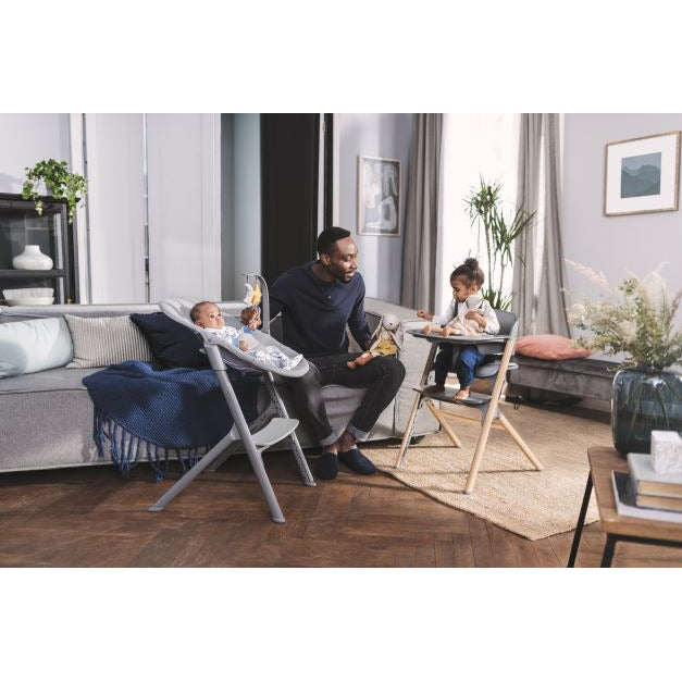 High clearance bouncer chair