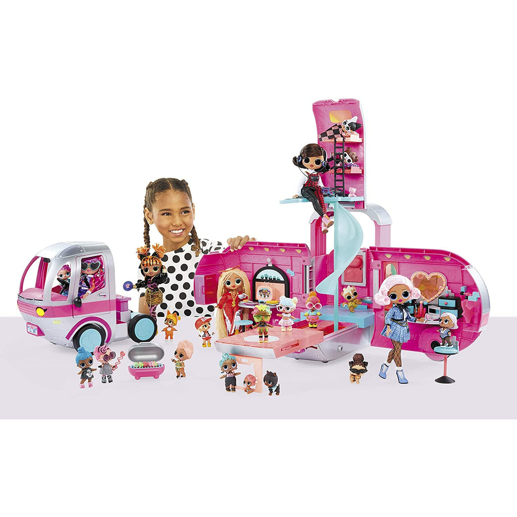 L.O.L. Surprise OMG 4-in-1 Glamper Fashion Camper with 55+ Surprises - Metallic Silver