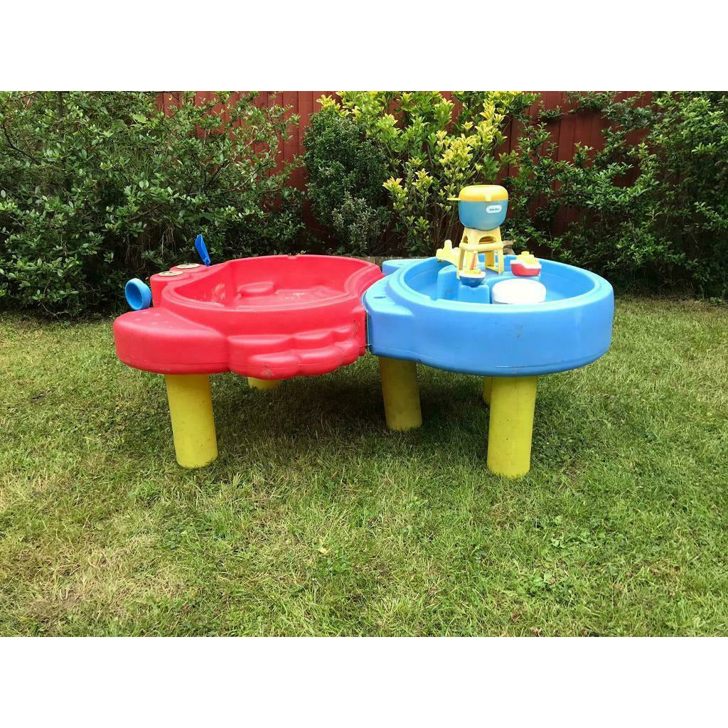 Little tikes sand 2025 table with lid