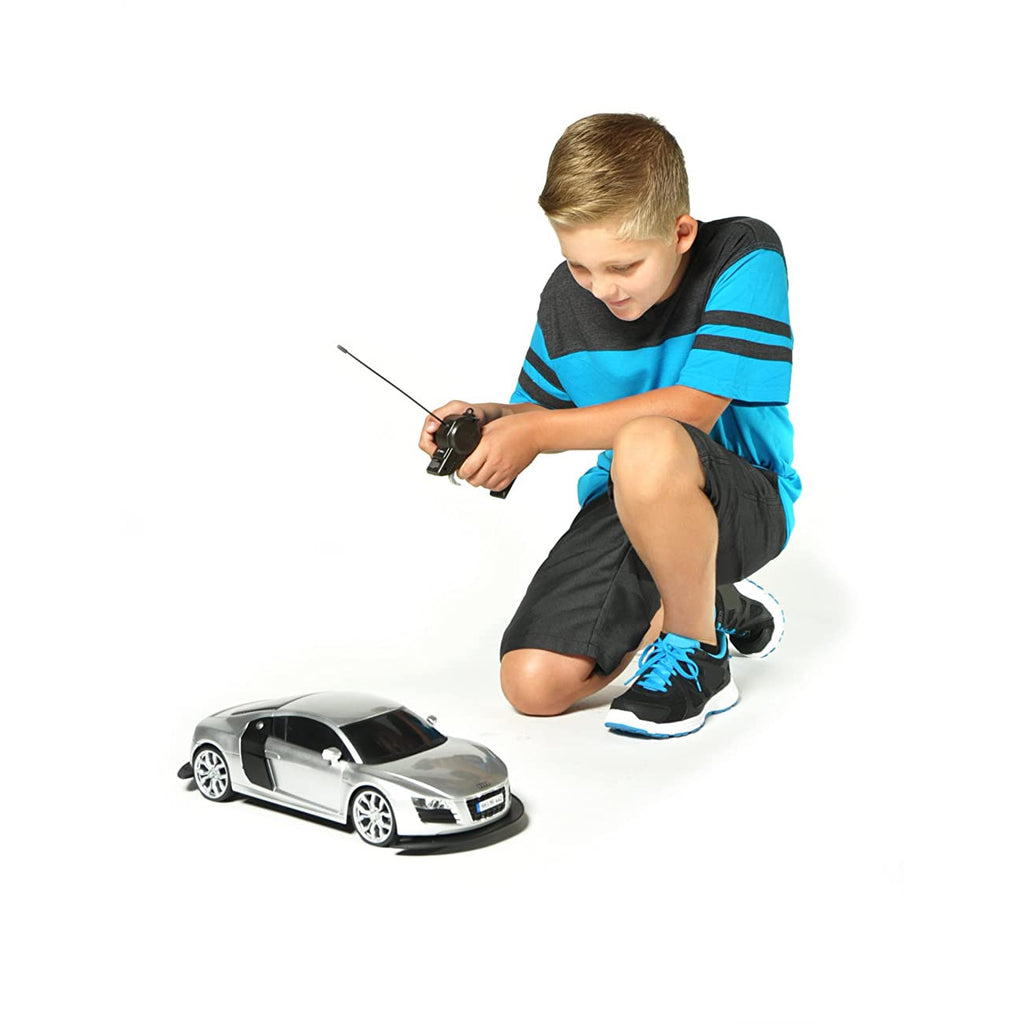 Maisto R/C- 1:10 Audi R8 V10 (2.4 Ghz. Ready-To-Run) Age-8 Years & Above