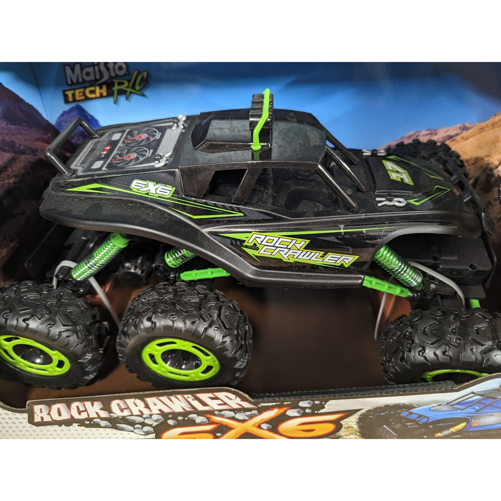 Maisto R/C Rock Crawler Truck 6X6/ 2.4G Age- 8 Years & Above