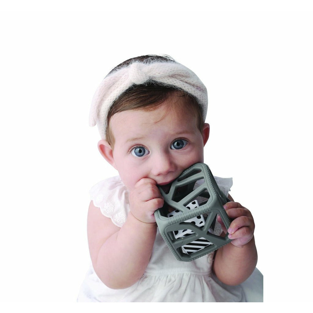 Munch Baby Chew Cube - Easy Grip Teether Rattle - Grey 3M+