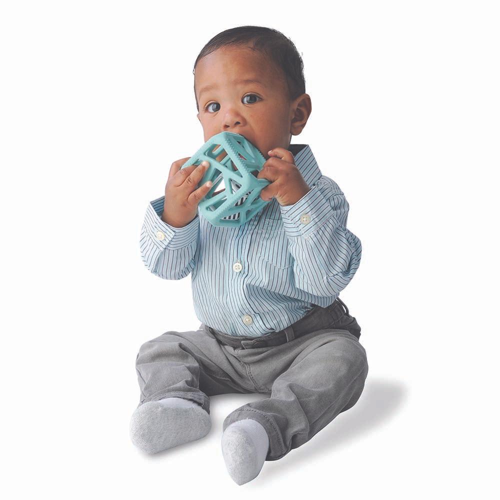 Munch Baby Chew Cube - Easy Grip Teether Rattle - Mint 3M+