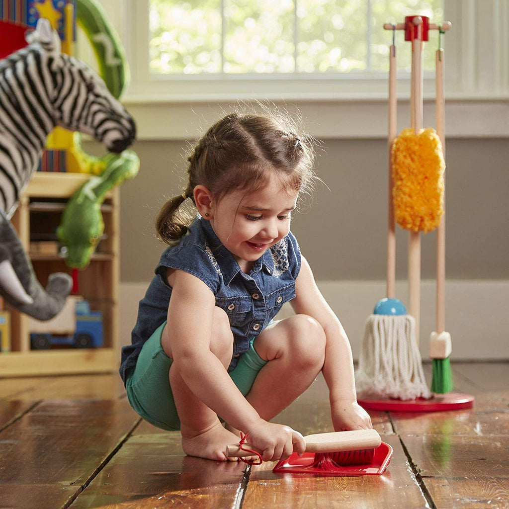 Melissa and Doug Let's Play House! Dust, Sweep & Mop Age 3Y+