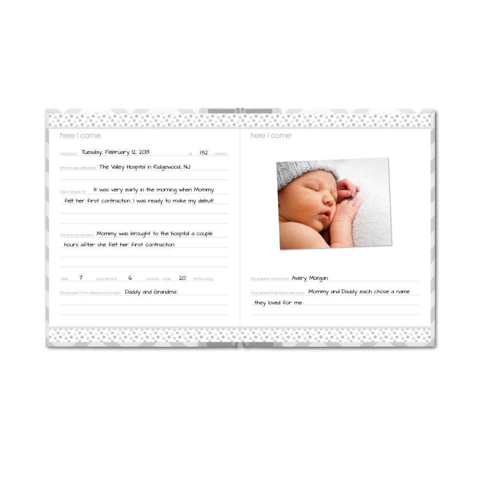 Pearhead Chevron Baby My Memory Book Grey Age-Newborn & Above