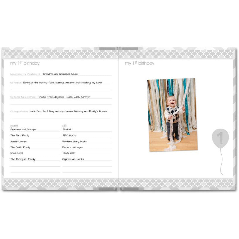 Pearhead Chevron Baby My Memory Book Grey Age-Newborn & Above