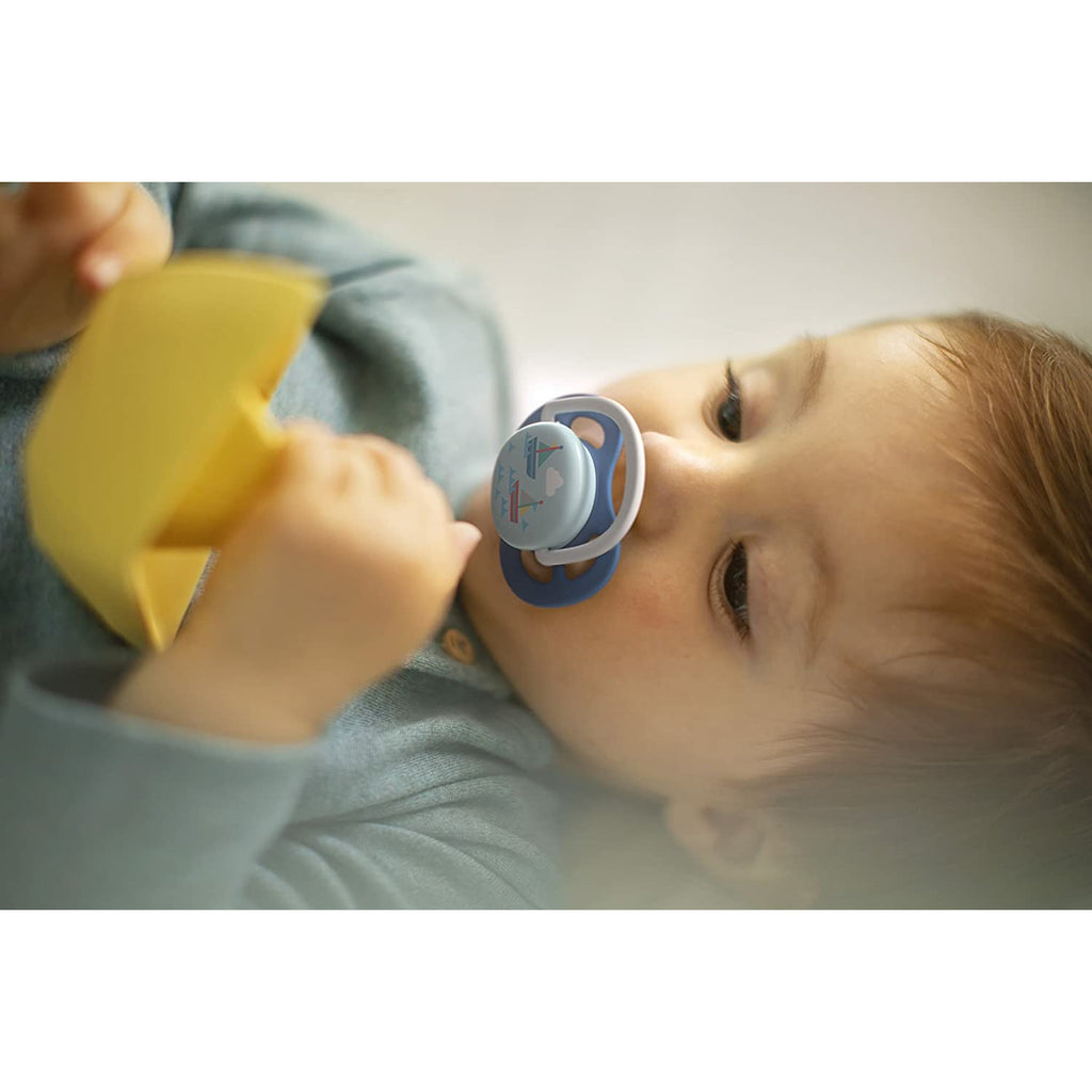 Philips Avent Ultra Air Silicone Pacifier Papa/Boat 2 Pack 6-18m