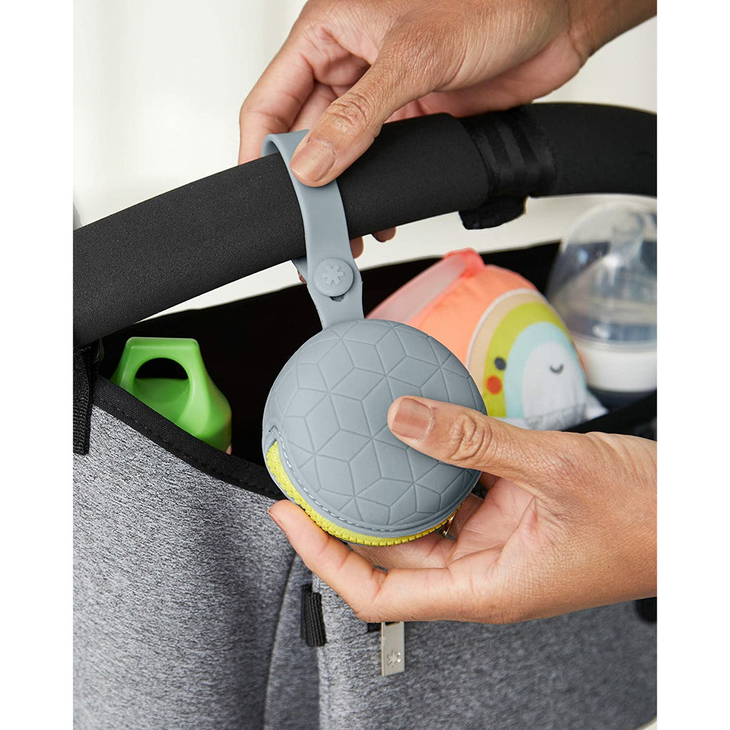 Skip Hop Grab & Go Silicone Pacifier Holder Grey Age-6 Months & Above
