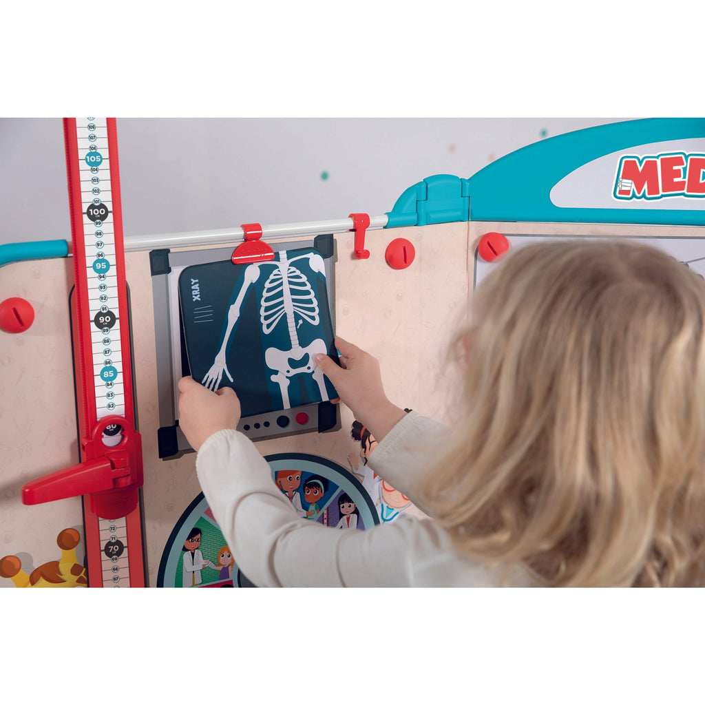 Smoby-DoctorS Office With 65 Accessoire Multicolor Age-3 Years & Above