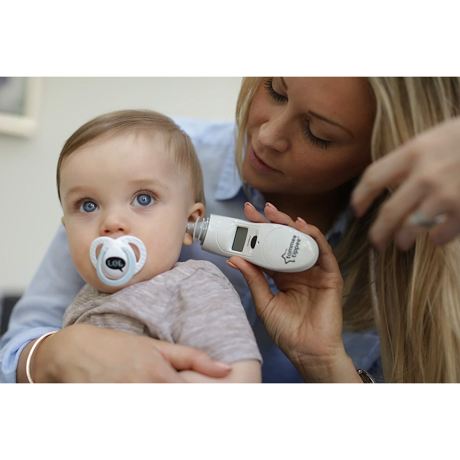 Tommee Tippee Digital Ear Thermometer White AgeNewborn & Above Peekaboo