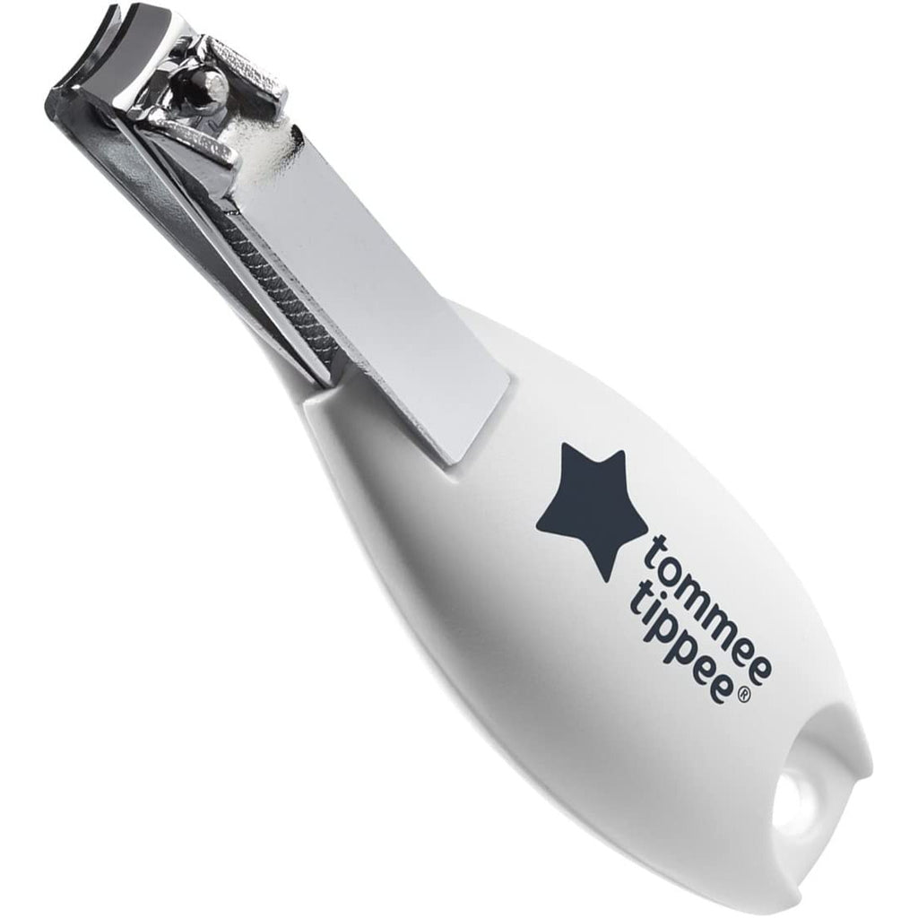 Tommee Tippee Essentials Baby Nail Clippers, Rounded Edges and Moulded Handle Age- Newborn and Above