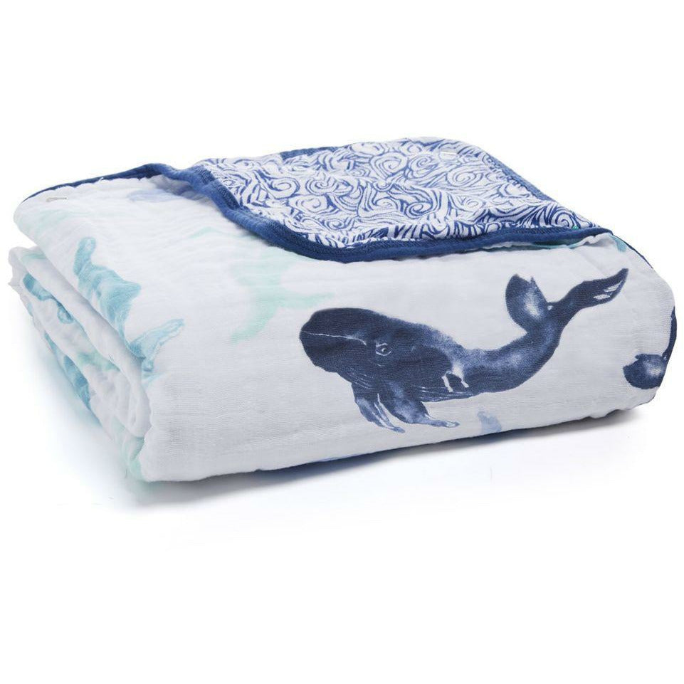 aden + anais Classic Dream Blanket- Seafaring Whale Age 0-36m